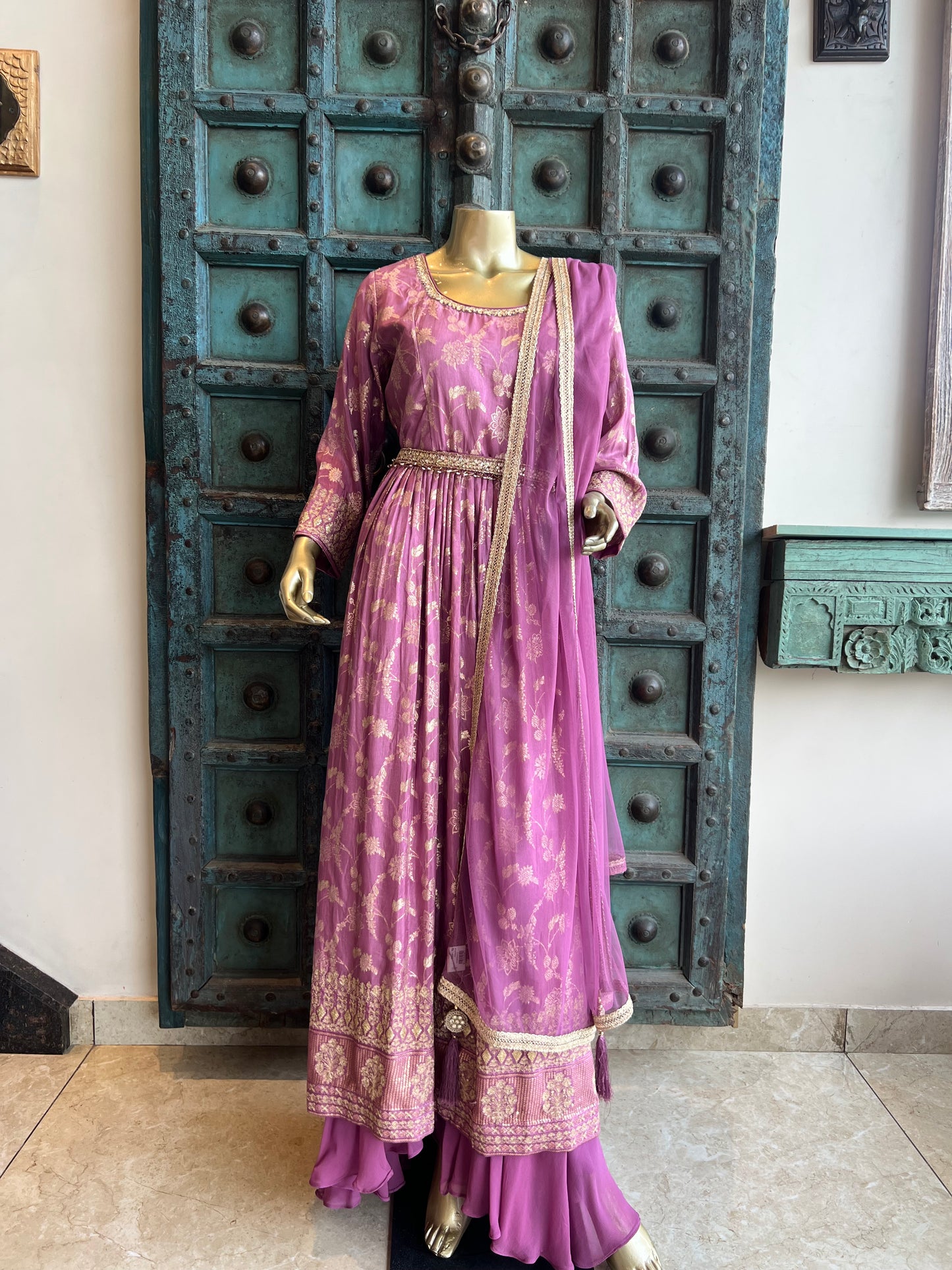 Banarsi Weaved Naira Cut Palazzo Suit