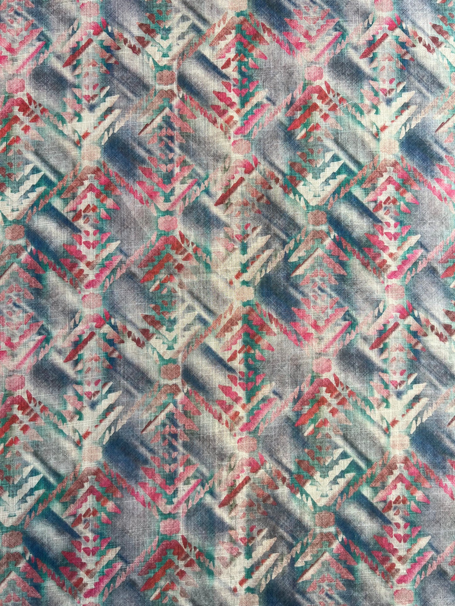 Geometrical Printed Tissue Fabric