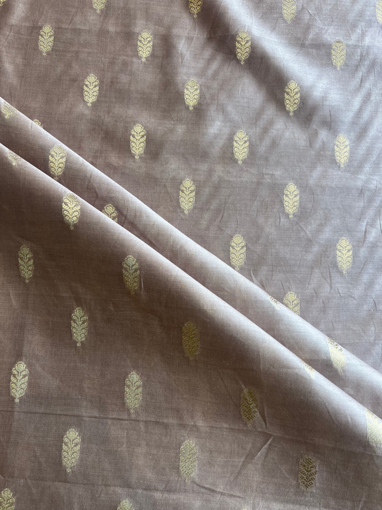 Mouse Weaved Buti Maheshwari Silk Fabric