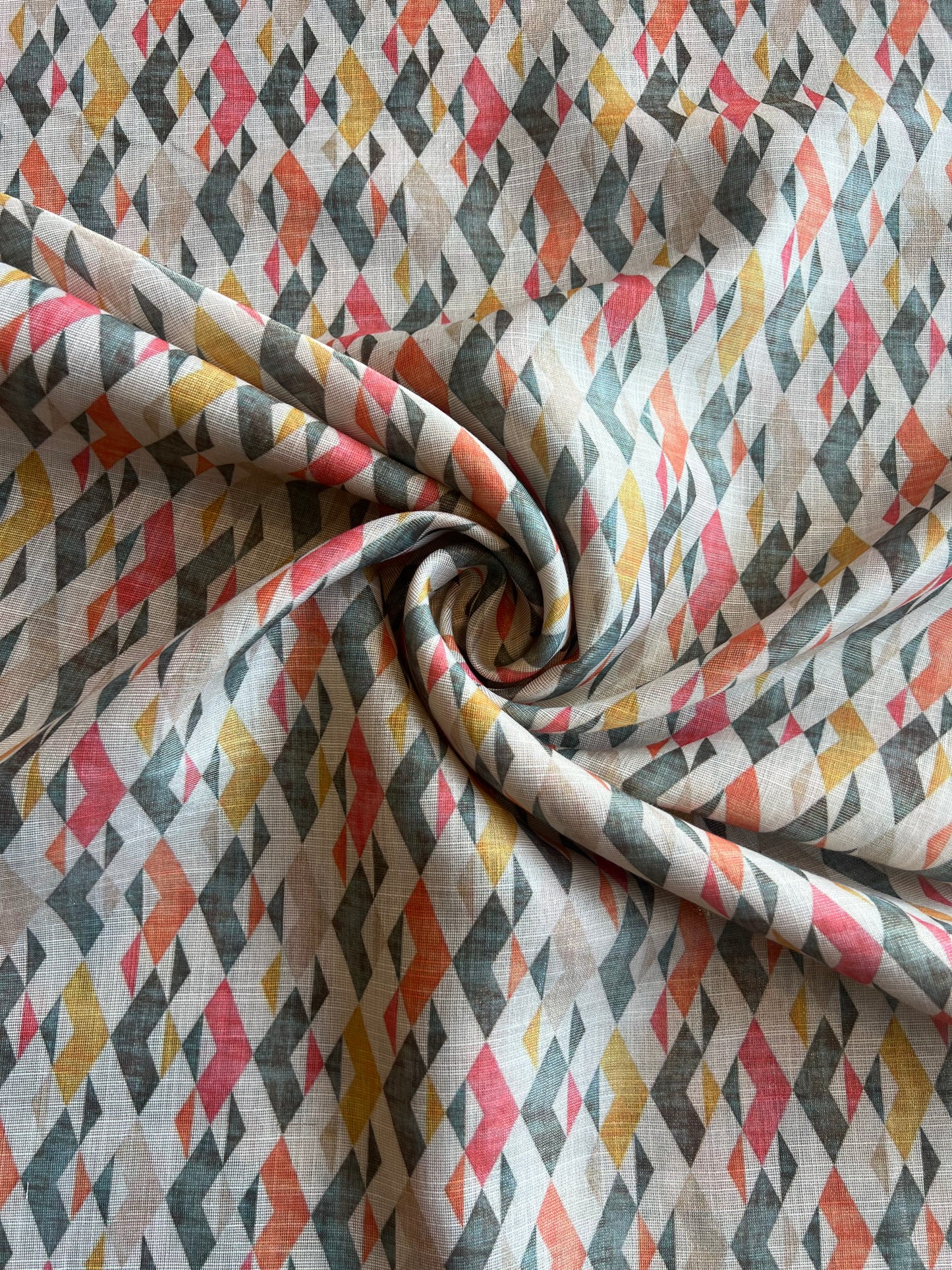 Geometrical Printed Tissue Fabric