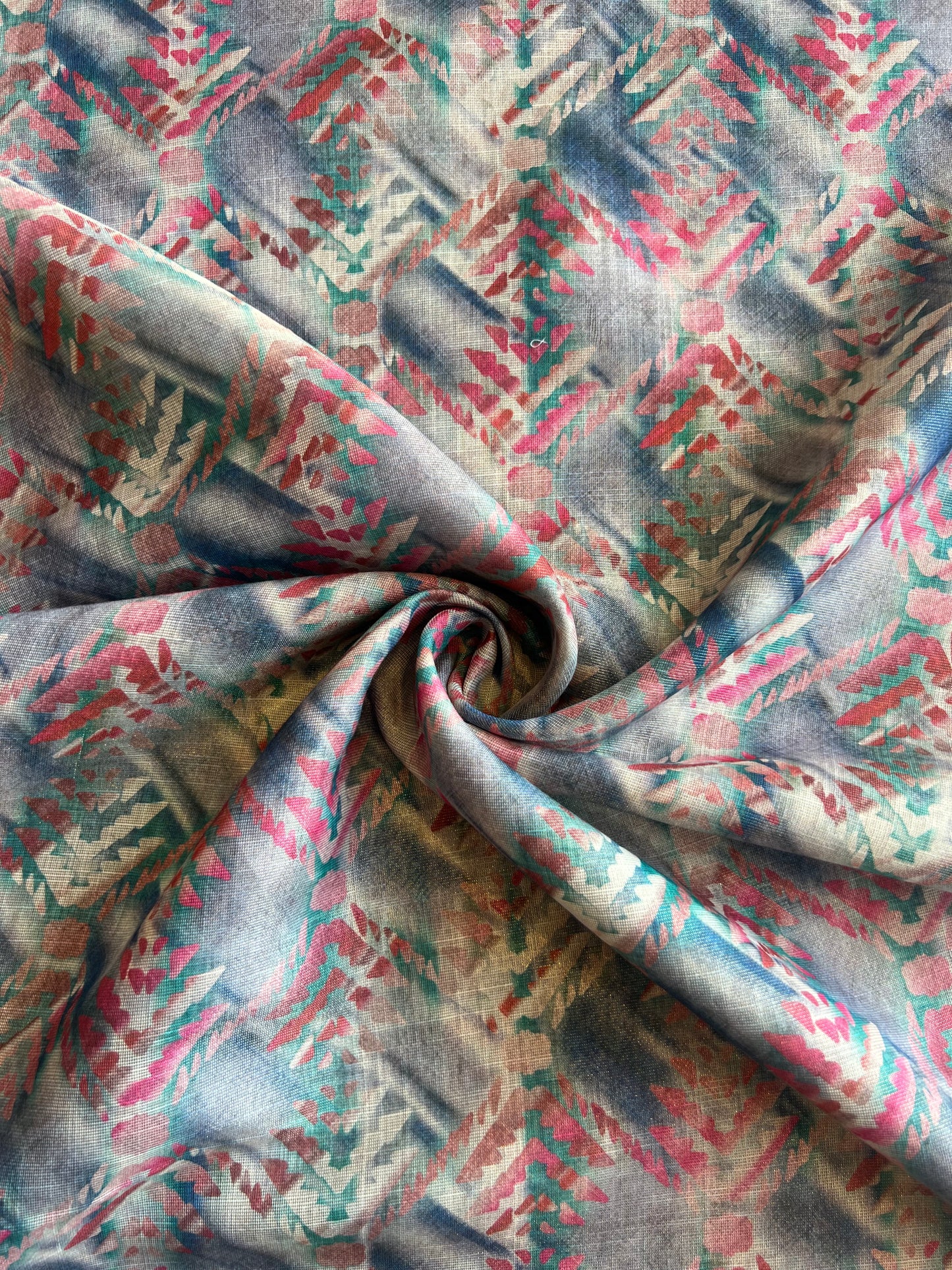 Geometrical Printed Tissue Fabric