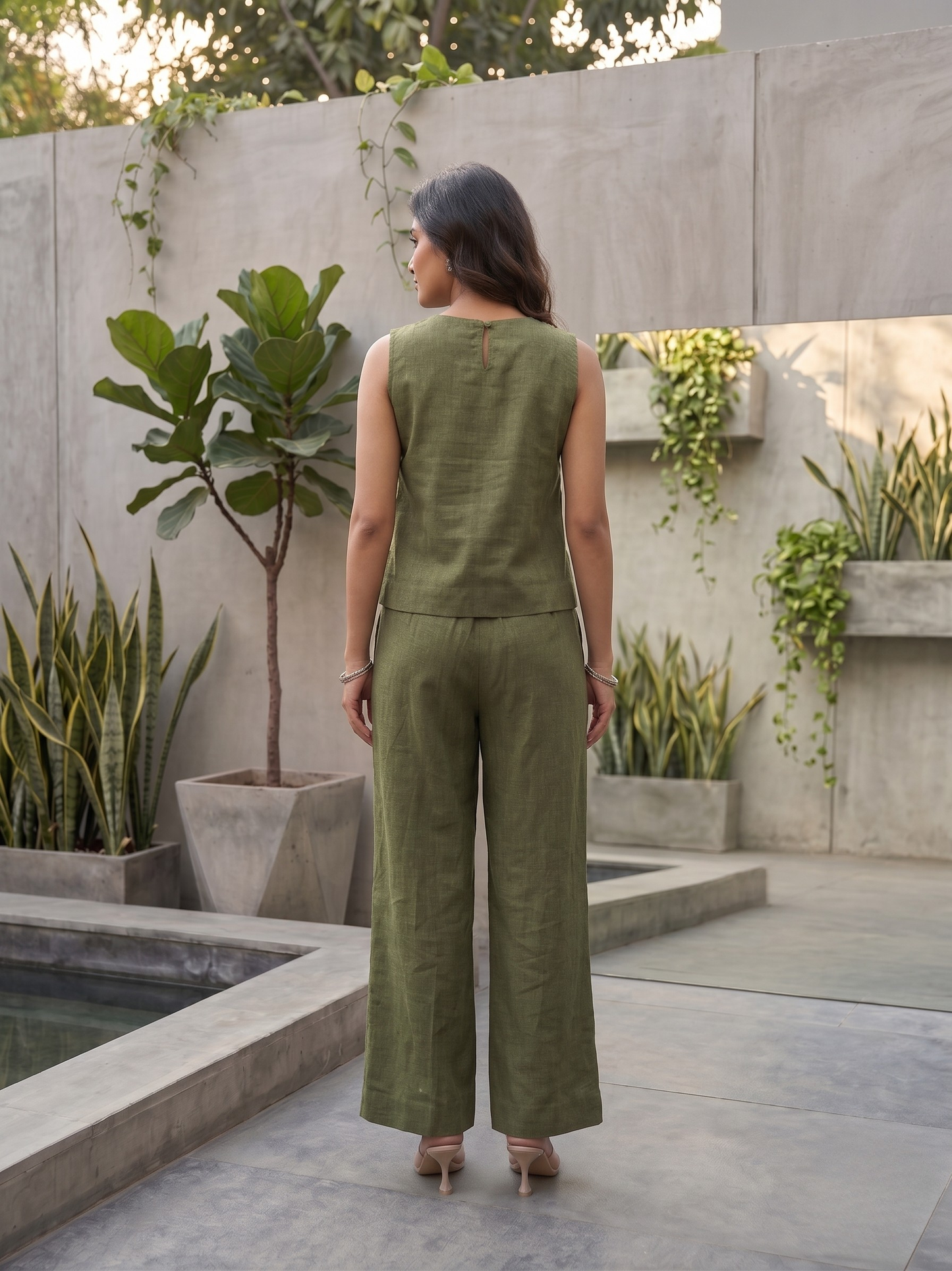 Green Linen Embroidered Sleeveless Co-ord Set